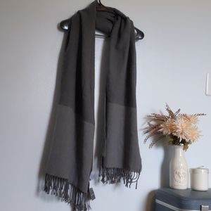 Men's Aston Grey scarf